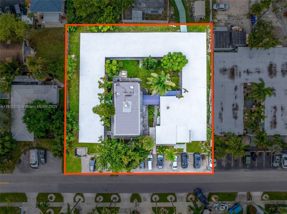 На продажу: $5,700,000 (0 спален, 0 ванн, 0 Квадратных фут)