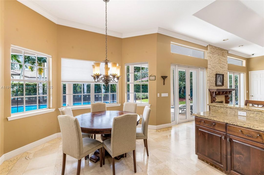 For Sale: $3,350,000 (5 beds, 4 baths, 4031 Square Feet)