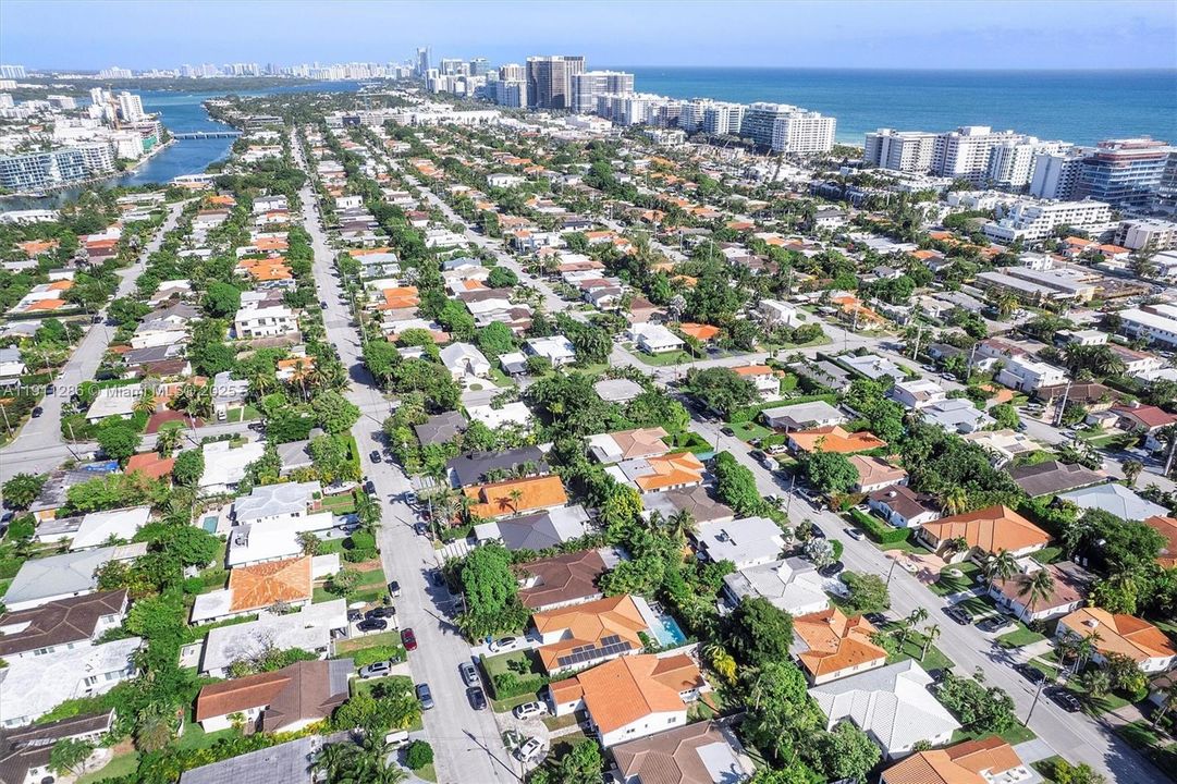 На продажу: $1,910,000 (3 спален, 2 ванн, 1771 Квадратных фут)