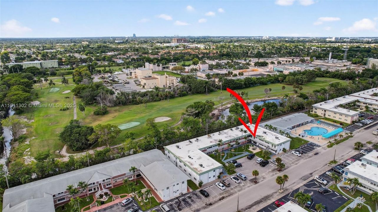 Active With Contract: $165,000 (2 beds, 1 baths, 830 Square Feet)