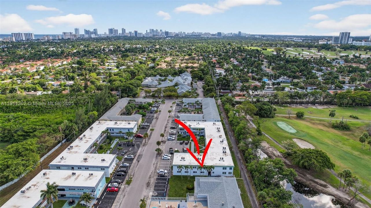 Active With Contract: $165,000 (2 beds, 1 baths, 830 Square Feet)