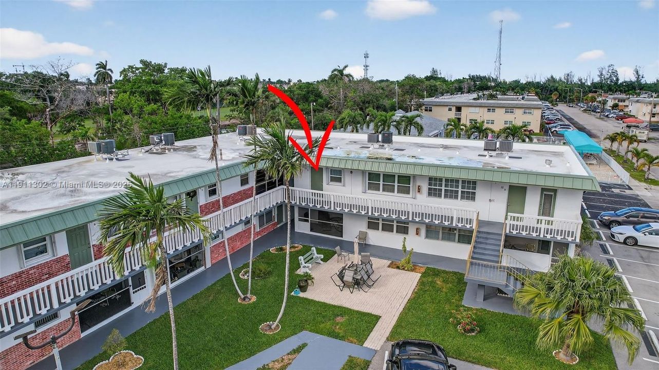 Active With Contract: $165,000 (2 beds, 1 baths, 830 Square Feet)