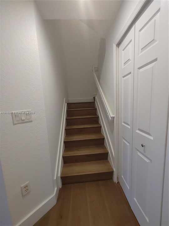 В аренду: $2,950 (3 спален, 2 ванн, 1385 Квадратных фут)