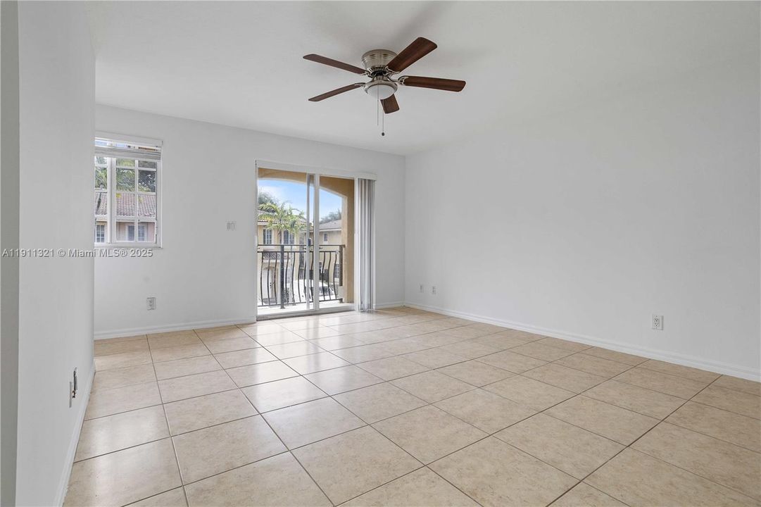 For Sale: $465,000 (3 beds, 2 baths, 1892 Square Feet)