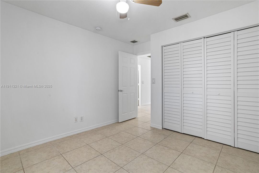 For Sale: $465,000 (3 beds, 2 baths, 1892 Square Feet)