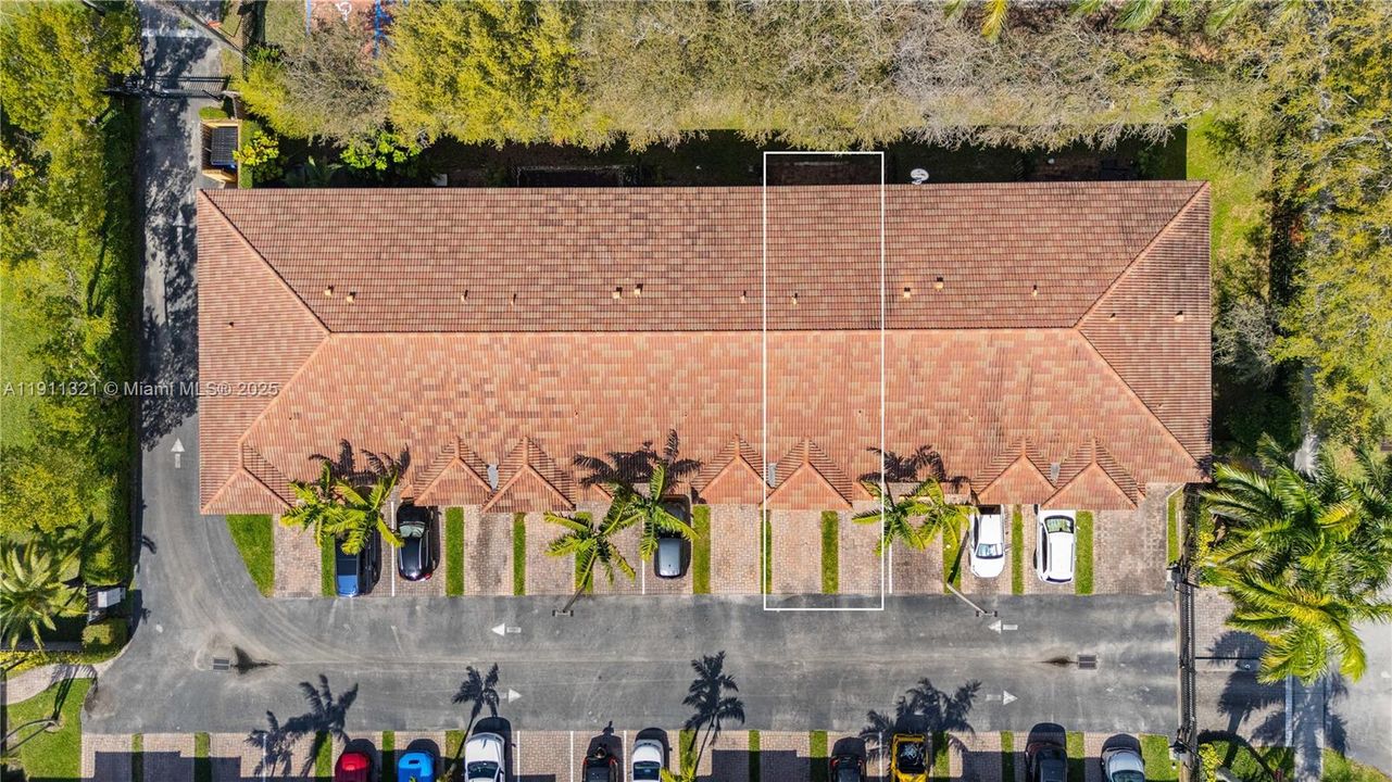 For Sale: $465,000 (3 beds, 2 baths, 1892 Square Feet)