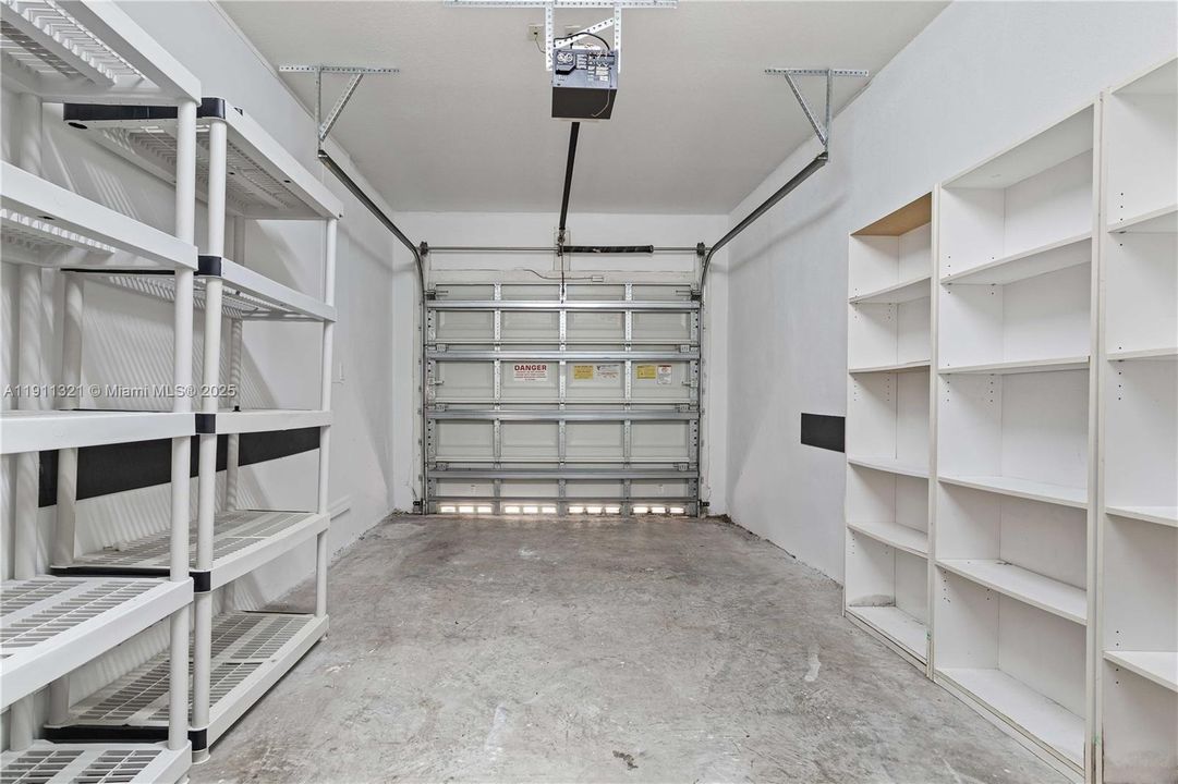 For Sale: $465,000 (3 beds, 2 baths, 1892 Square Feet)