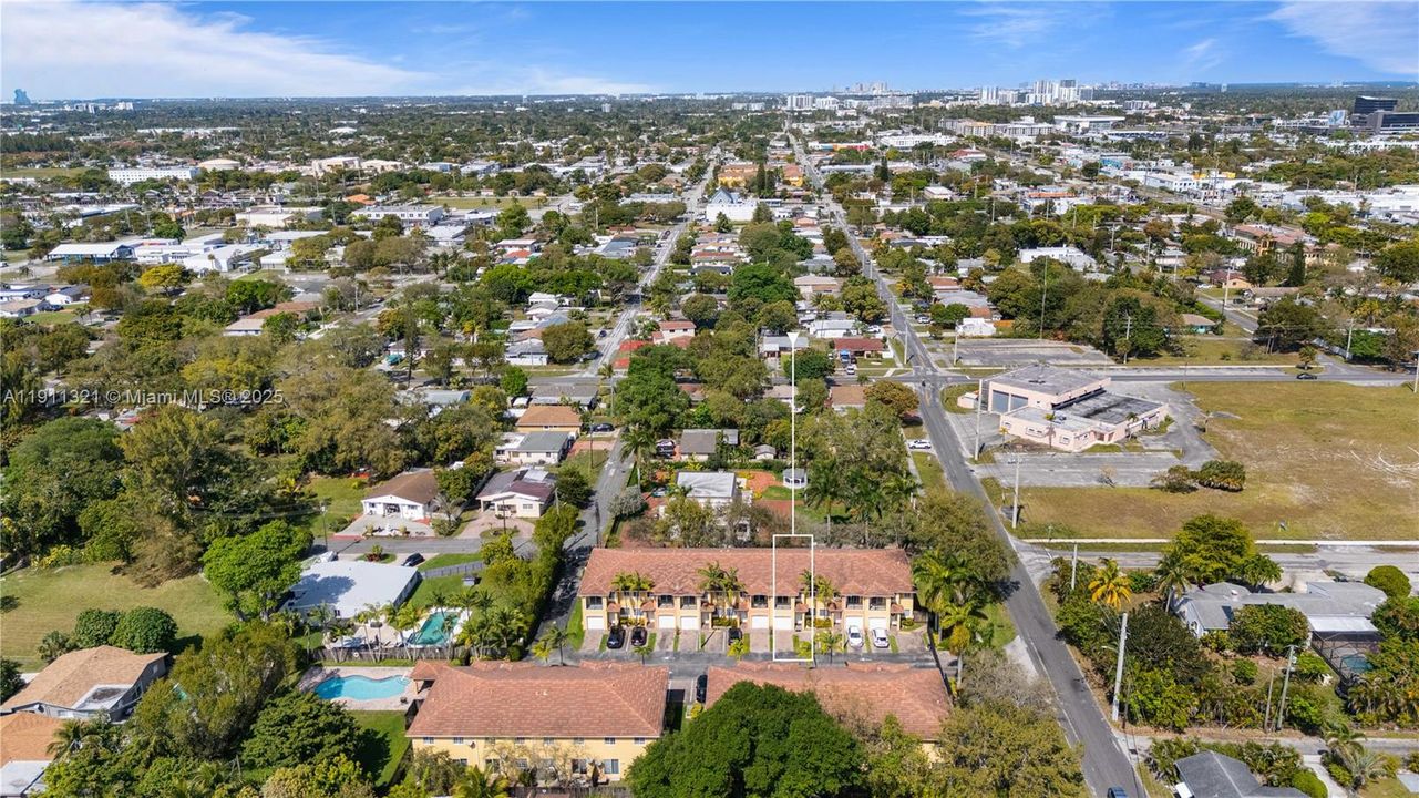 For Sale: $465,000 (3 beds, 2 baths, 1892 Square Feet)