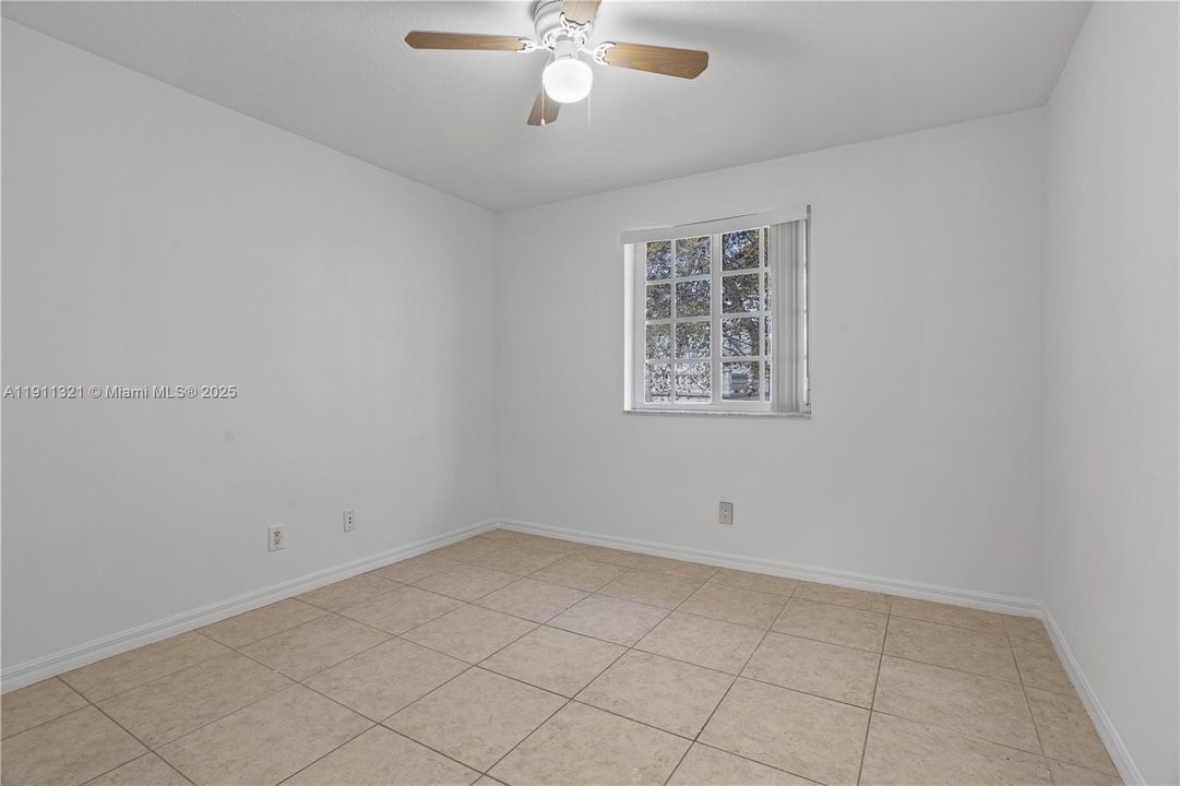 For Sale: $465,000 (3 beds, 2 baths, 1892 Square Feet)