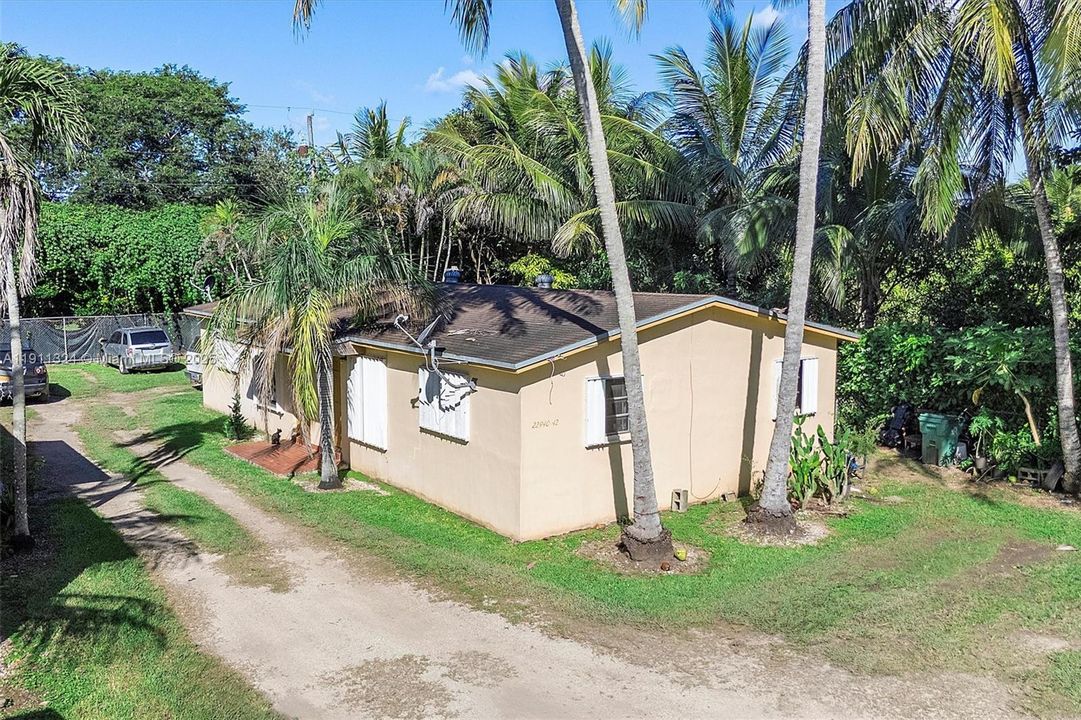 En Venta: $599,000 (0 camas, 0 baños, 1352 Pies cuadrados)