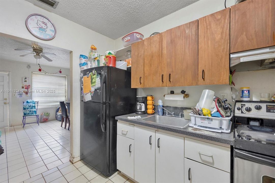 En Venta: $599,000 (0 camas, 0 baños, 1352 Pies cuadrados)