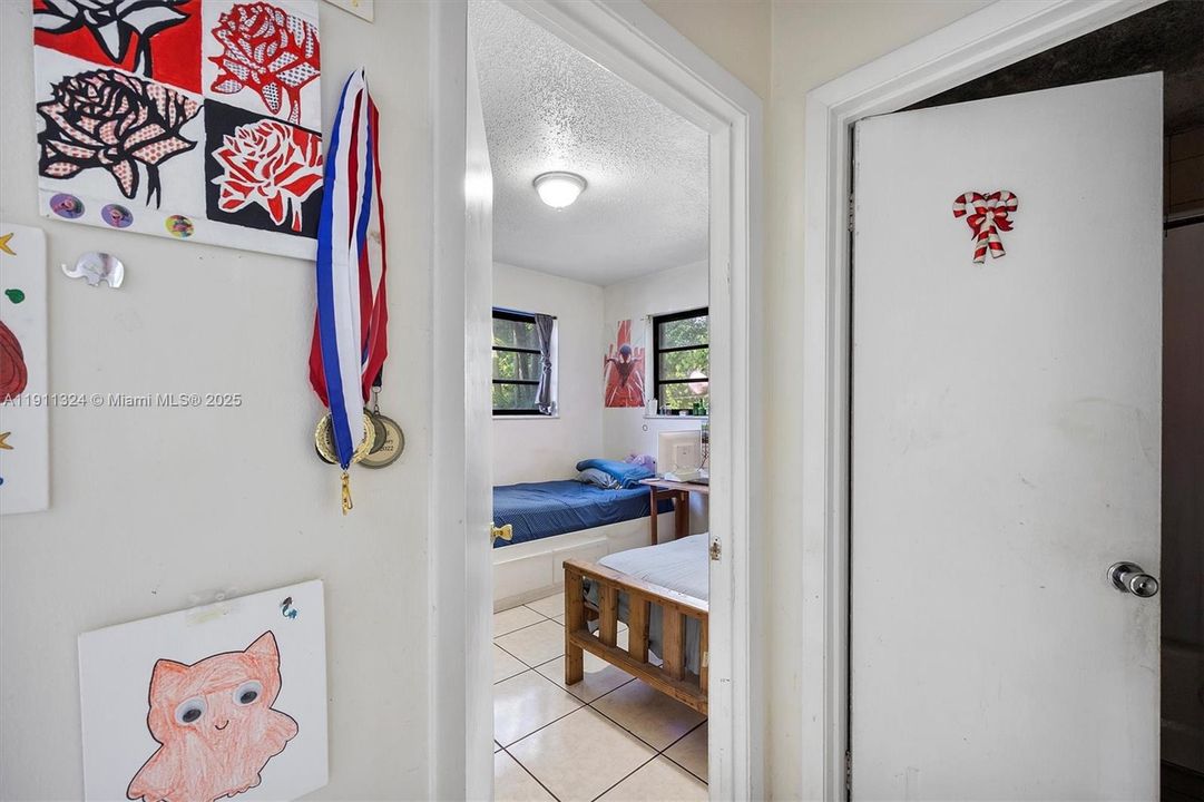 En Venta: $599,000 (0 camas, 0 baños, 1352 Pies cuadrados)