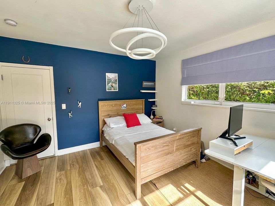 出租: $22,000 (4 贝兹, 4 浴室, 3110 平方英尺)