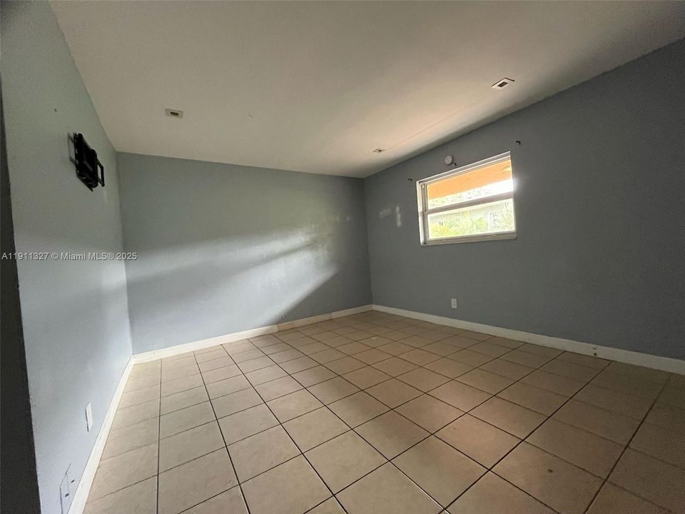 待售: $1,615,000 (0 贝兹, 0 浴室, 4855 平方英尺)