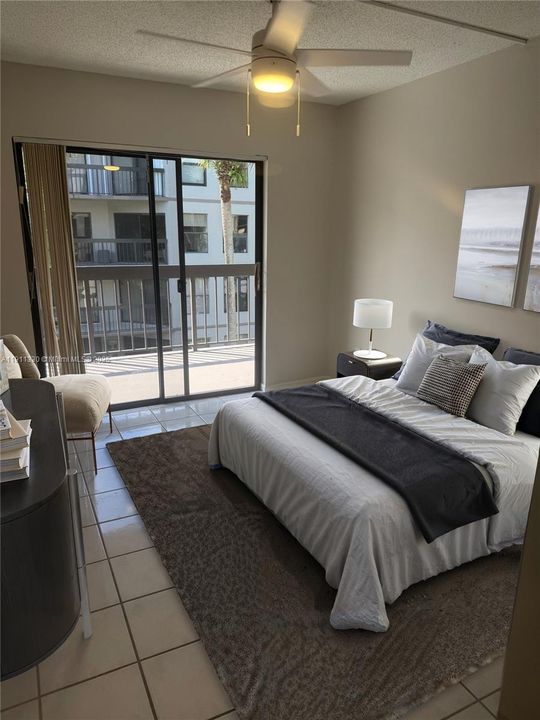 For Rent: $2,500 (2 beds, 2 baths, 939 Square Feet)