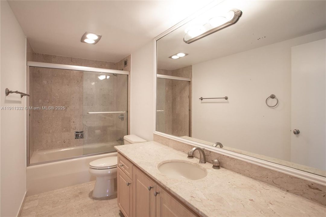 Active With Contract: $239,000 (2 beds, 3 baths, 1950 Square Feet)