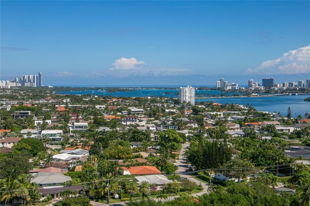 Active With Contract: $239,000 (2 beds, 3 baths, 1950 Square Feet)