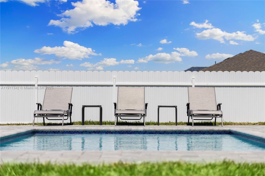 For Sale: $460,000 (3 beds, 3 baths, 1894 Square Feet)