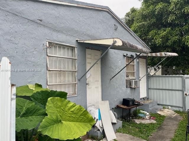 Activo con contrato: $325,000 (3 camas, 1 baños, 1152 Pies cuadrados)