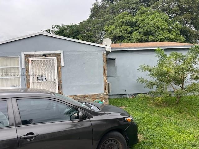 Activo con contrato: $325,000 (3 camas, 1 baños, 1152 Pies cuadrados)