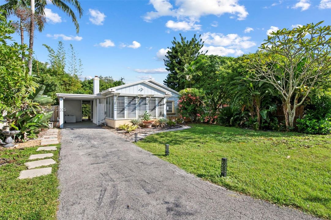 2243 Cleveland Street