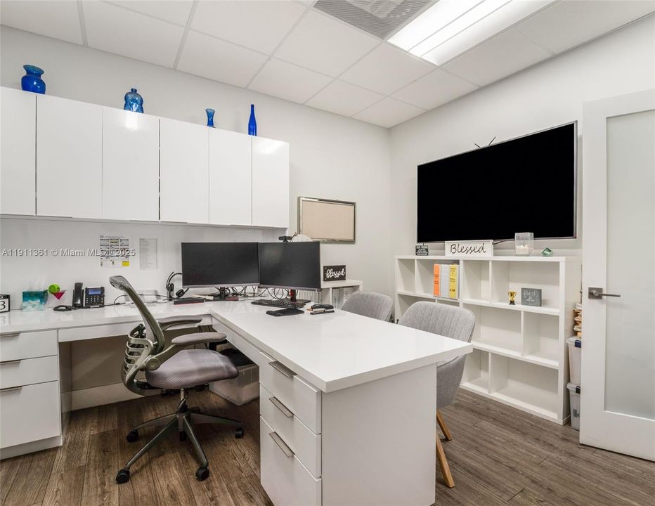 待售: $2,500,000 (0 贝兹, 0 浴室, 0 平方英尺)