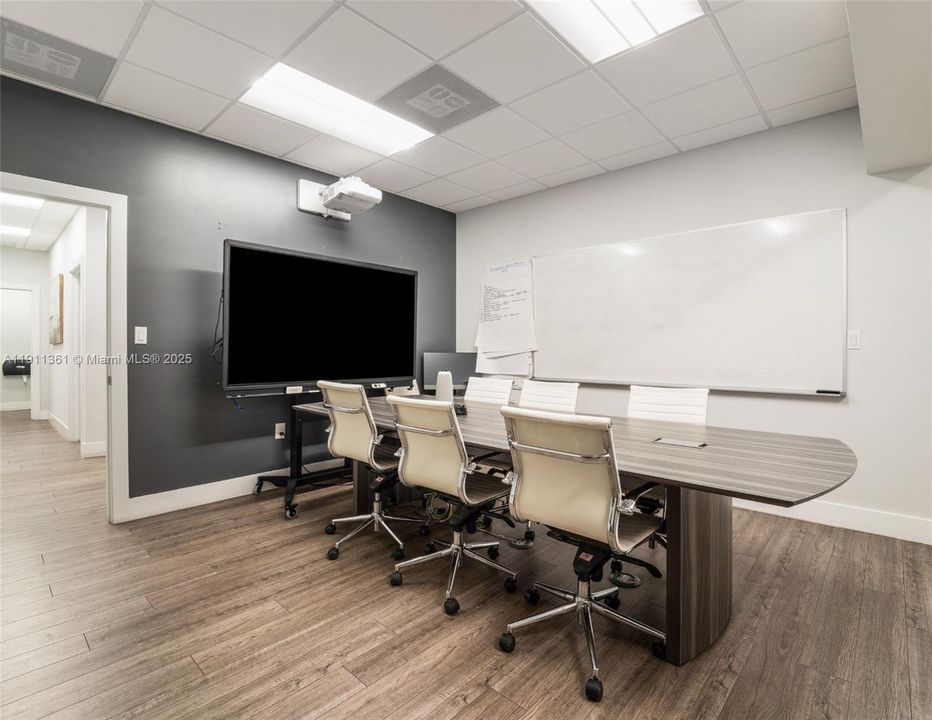 待售: $2,500,000 (0 贝兹, 0 浴室, 0 平方英尺)