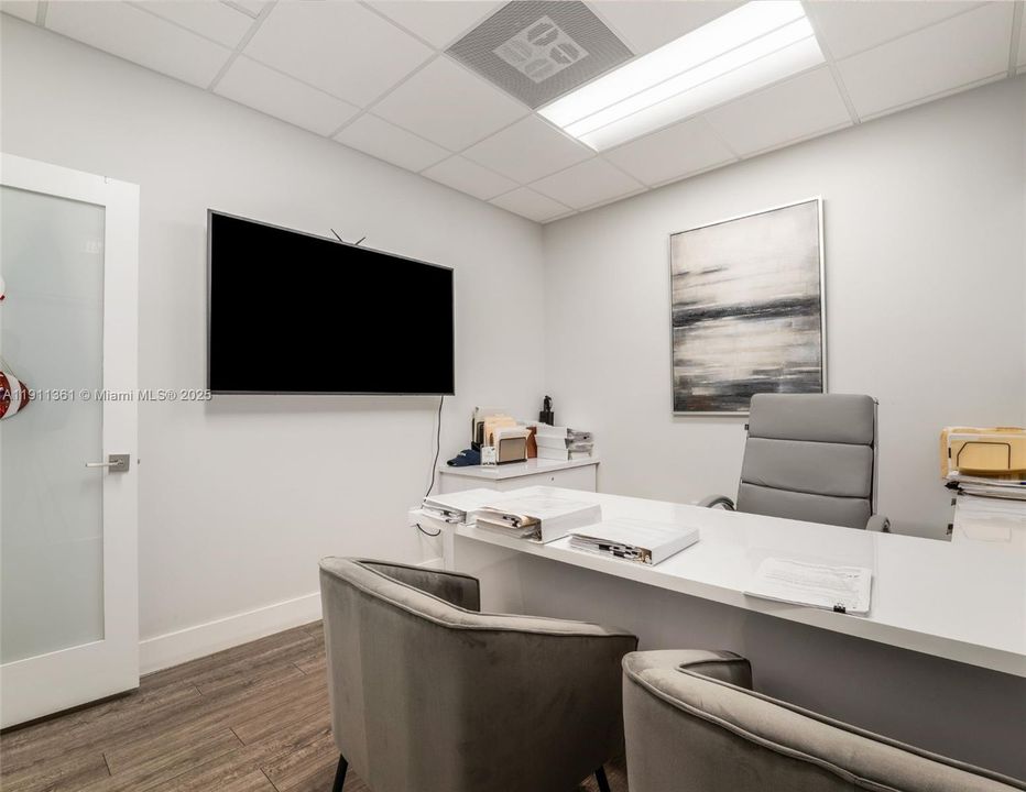 待售: $2,500,000 (0 贝兹, 0 浴室, 0 平方英尺)