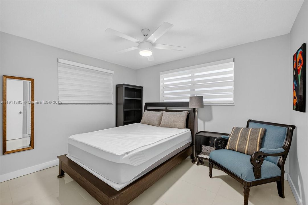 For Sale: $150,000 (2 beds, 2 baths, 960 Square Feet)