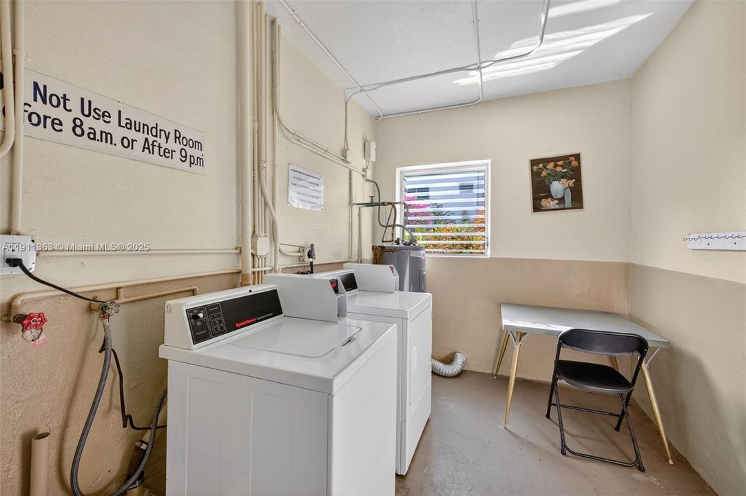 For Sale: $150,000 (2 beds, 2 baths, 960 Square Feet)