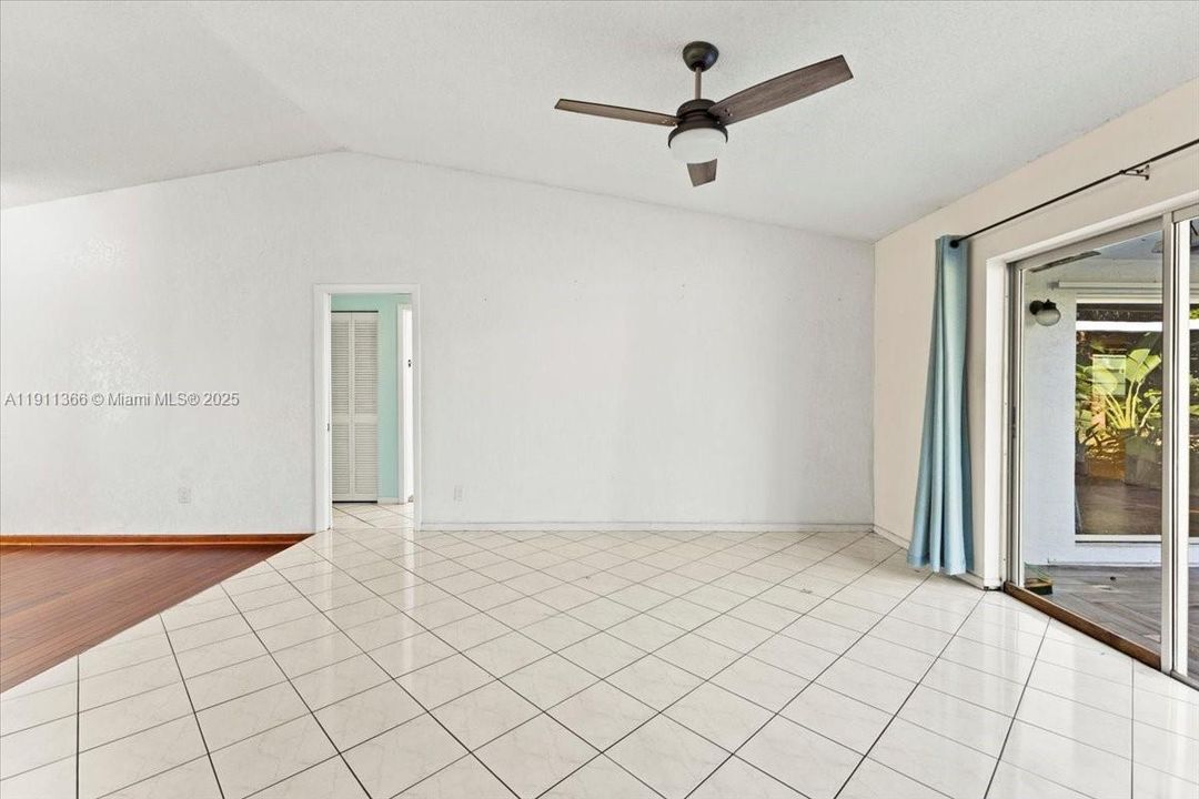 待售: $559,000 (3 贝兹, 2 浴室, 2023 平方英尺)