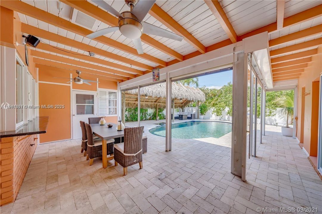 For Rent: $8,500 (4 beds, 2 baths, 1733 Square Feet)