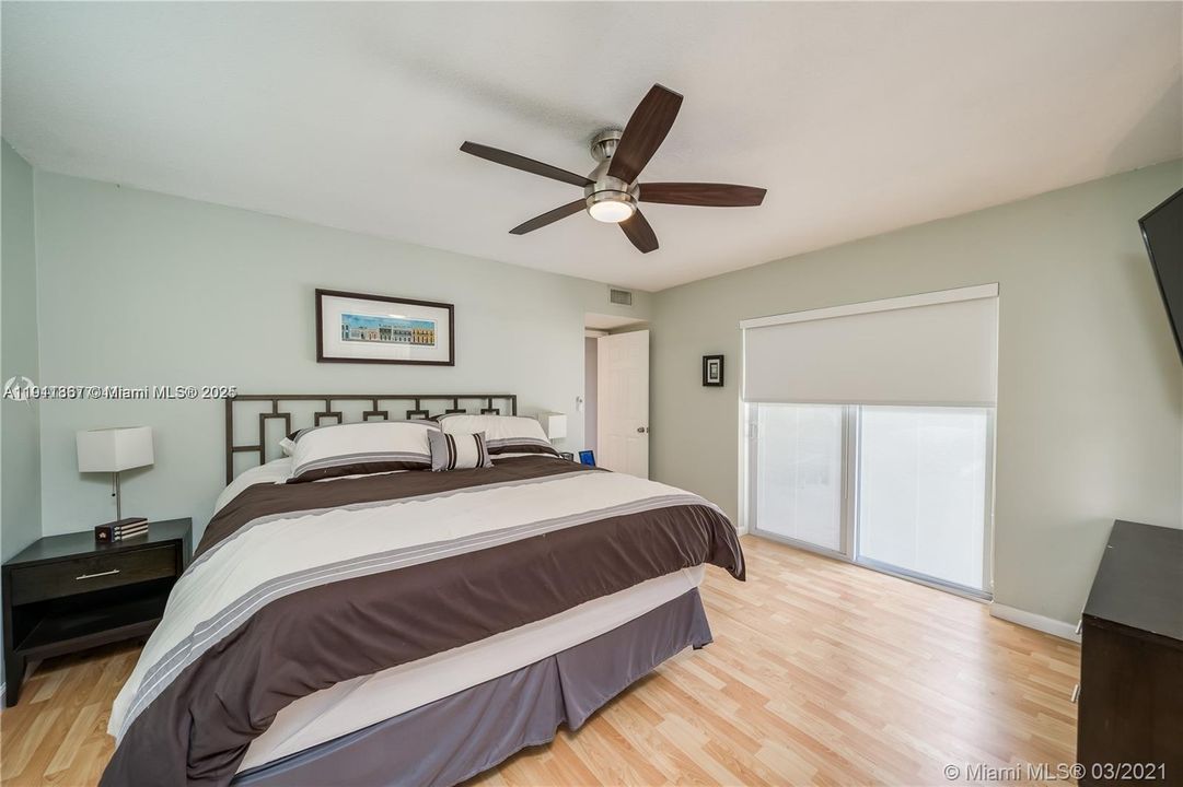 For Rent: $8,500 (4 beds, 2 baths, 1733 Square Feet)