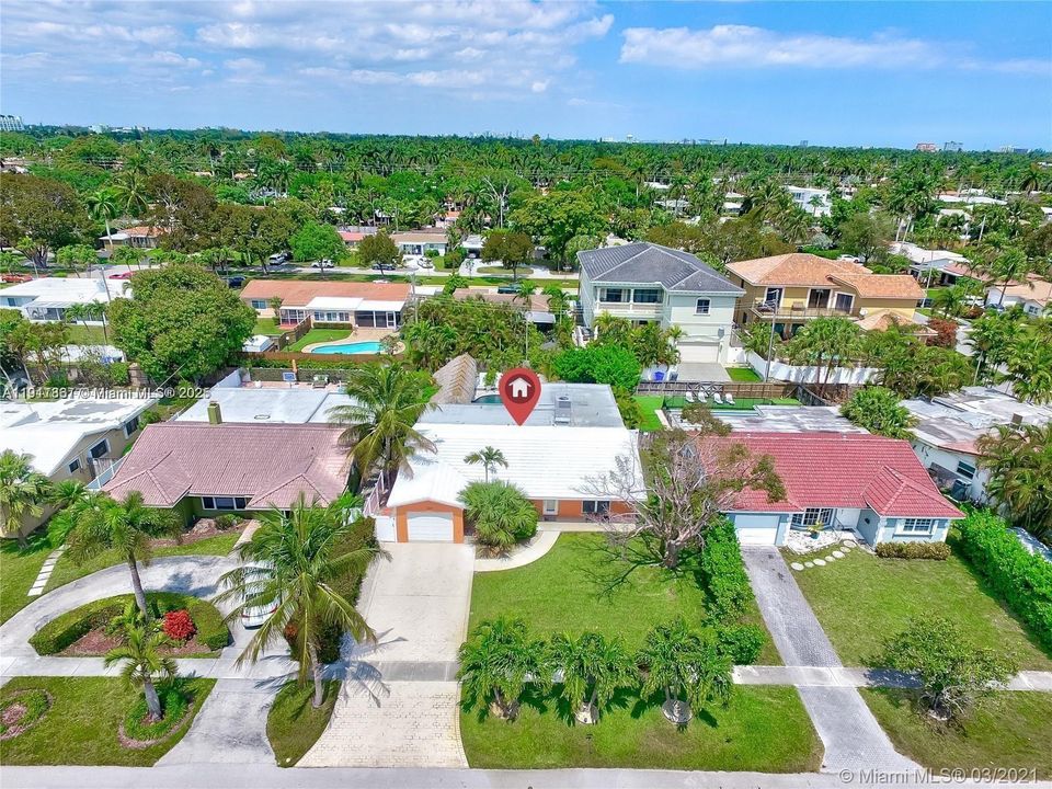 For Rent: $8,500 (4 beds, 2 baths, 1733 Square Feet)