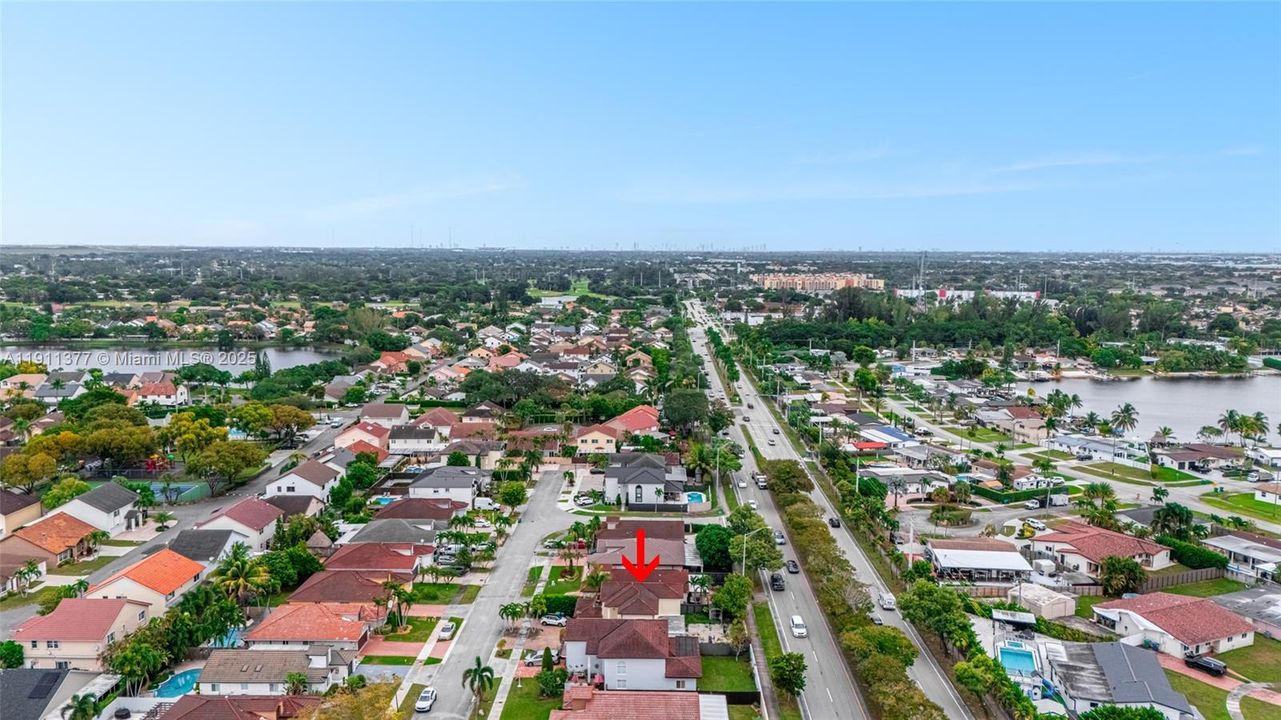 Active With Contract: $599,000 (4 beds, 2 baths, 1648 Square Feet)