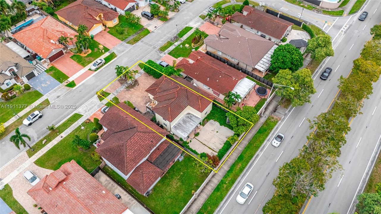 Active With Contract: $599,000 (4 beds, 2 baths, 1648 Square Feet)