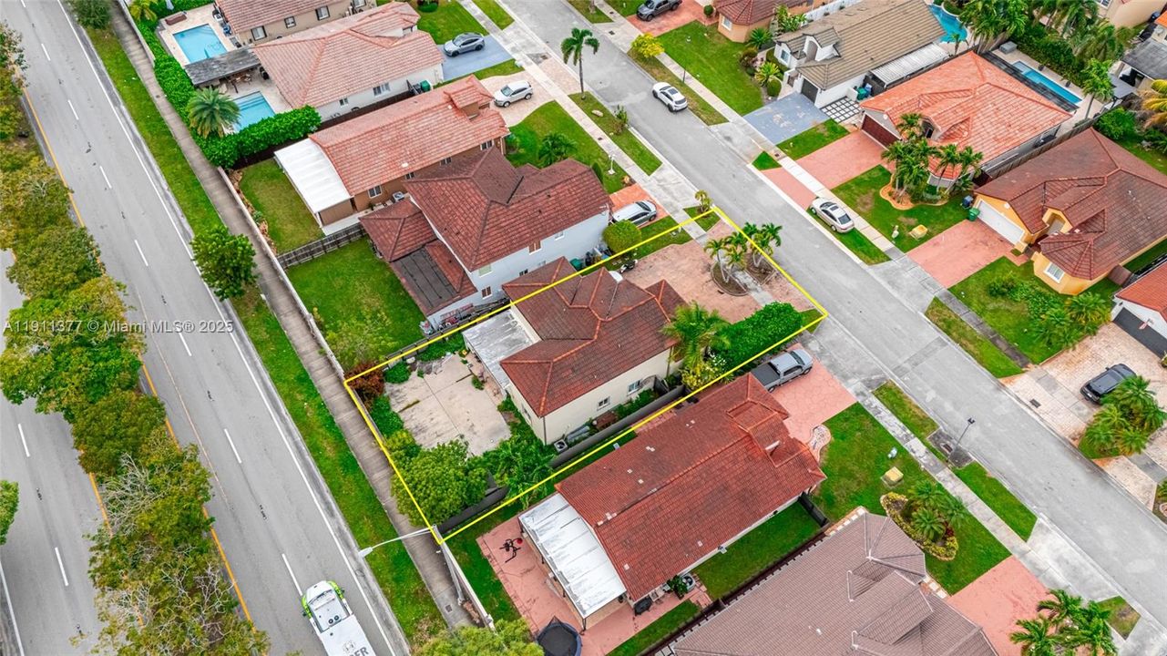 Active With Contract: $599,000 (4 beds, 2 baths, 1648 Square Feet)