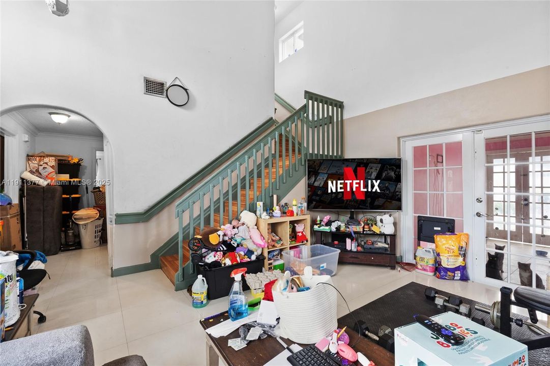 Active With Contract: $599,000 (4 beds, 2 baths, 1648 Square Feet)