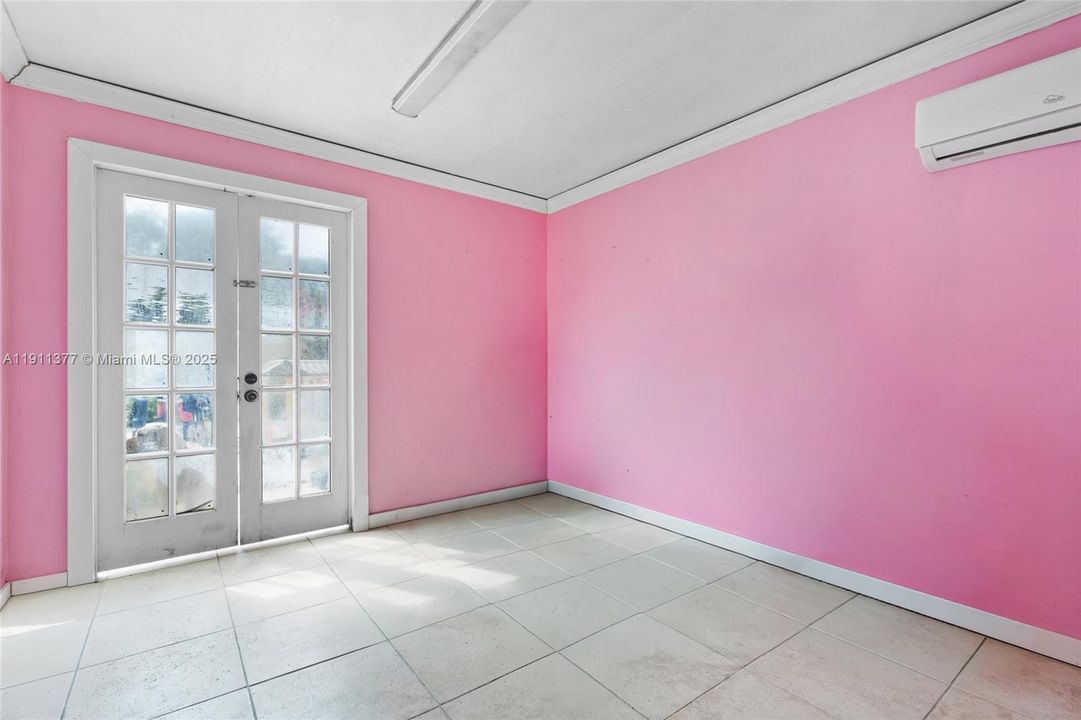 Active With Contract: $599,000 (4 beds, 2 baths, 1648 Square Feet)