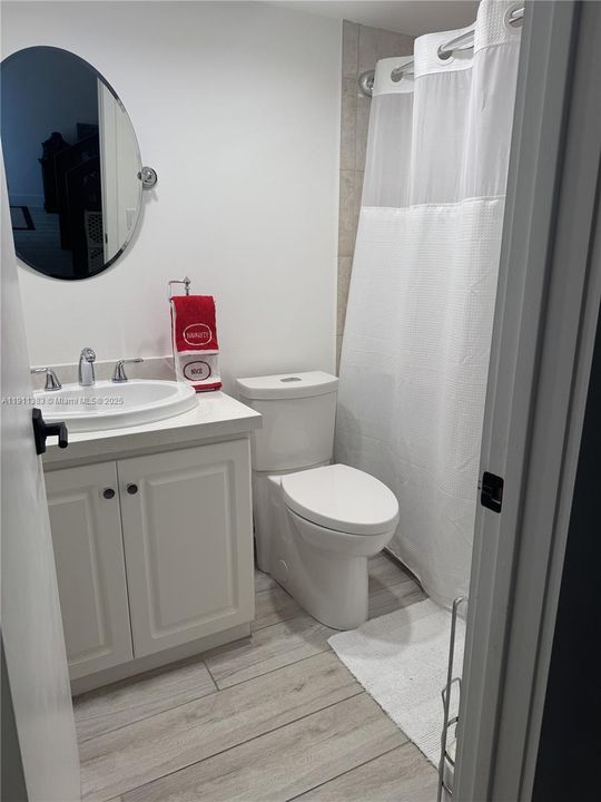 For Sale: $595,000 (3 beds, 3 baths, 1851 Square Feet)