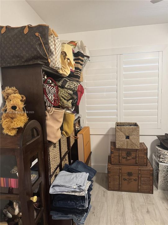 For Sale: $595,000 (3 beds, 3 baths, 1851 Square Feet)