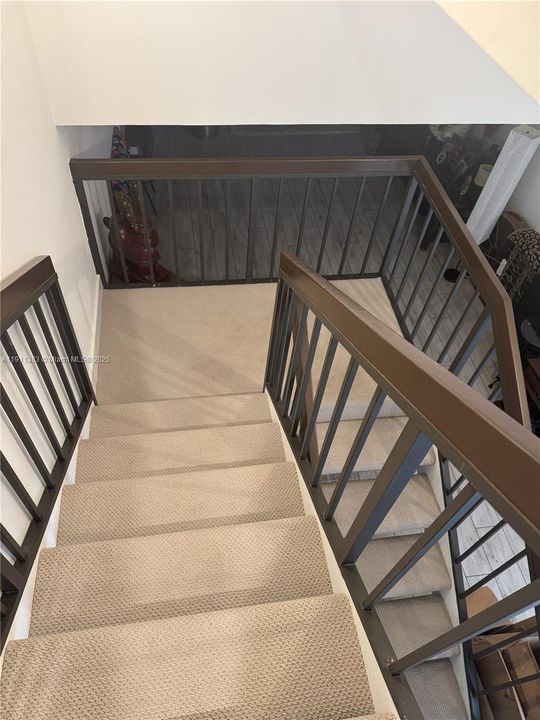 For Sale: $595,000 (3 beds, 3 baths, 1851 Square Feet)