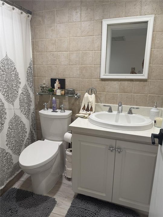 For Sale: $595,000 (3 beds, 3 baths, 1851 Square Feet)