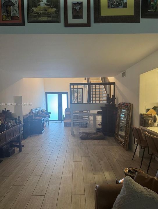 For Sale: $595,000 (3 beds, 3 baths, 1851 Square Feet)