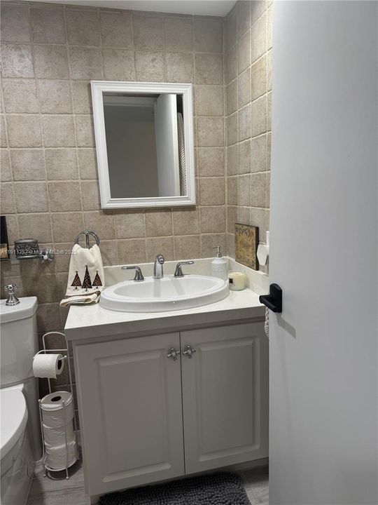 For Sale: $595,000 (3 beds, 3 baths, 1851 Square Feet)