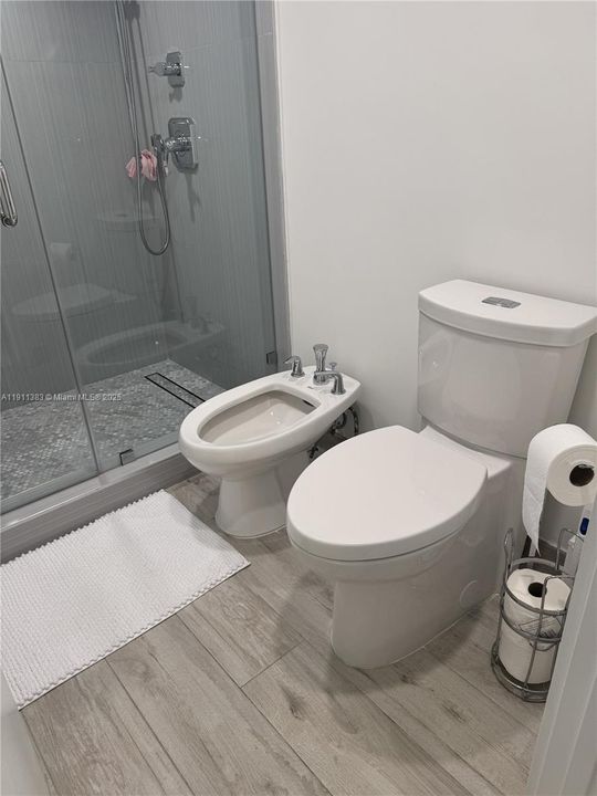 For Sale: $595,000 (3 beds, 3 baths, 1851 Square Feet)