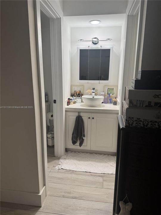 For Sale: $595,000 (3 beds, 3 baths, 1851 Square Feet)