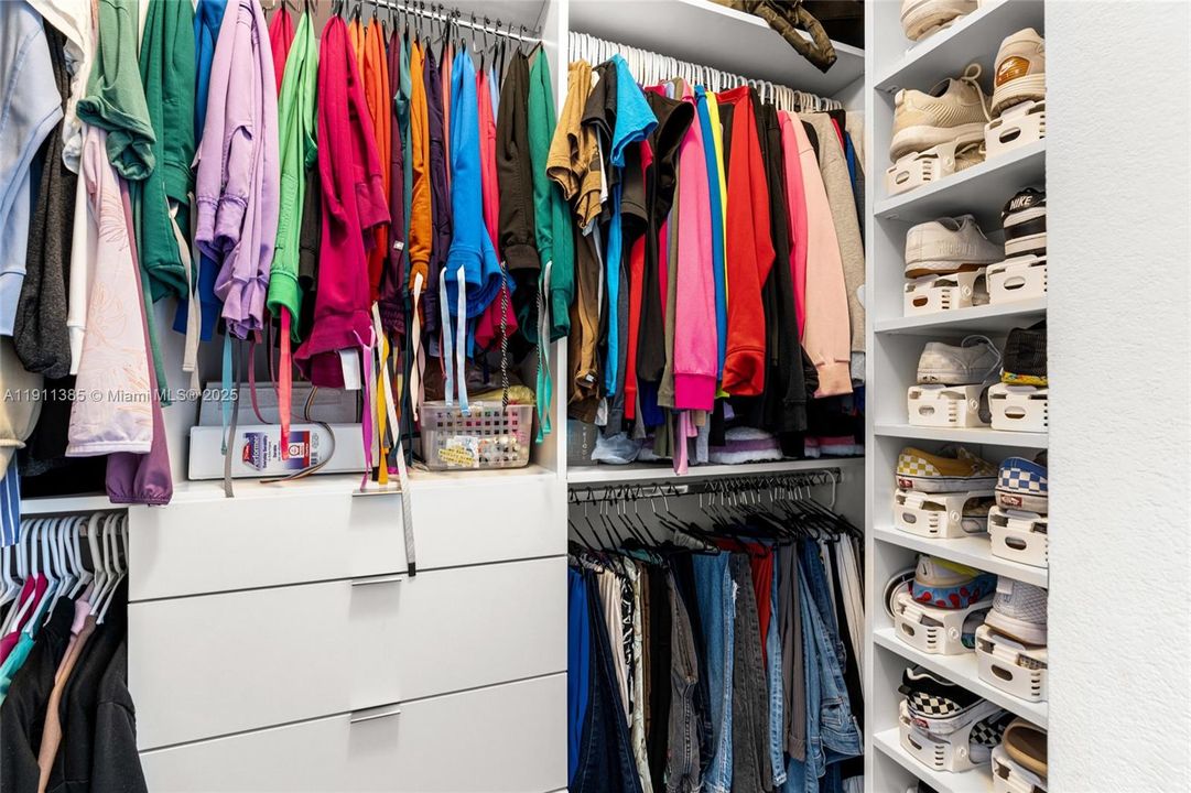 待售: $285,000 (3 贝兹, 2 浴室, 1151 平方英尺)