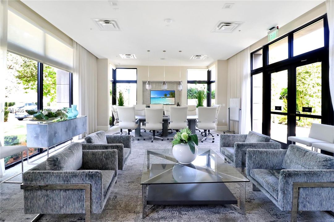 Active With Contract: $505,000 (3 beds, 2 baths, 1124 Square Feet)