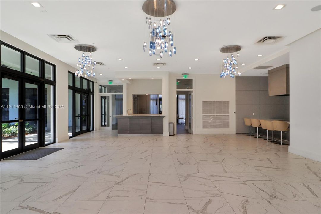 Active With Contract: $505,000 (3 beds, 2 baths, 1124 Square Feet)